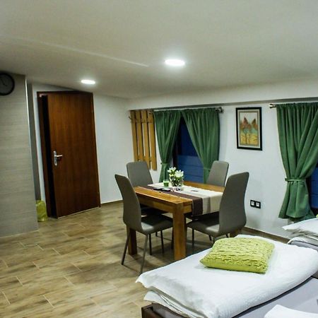 Villa Zoki - Soba Dnevni Najam Zagreb Extérieur photo